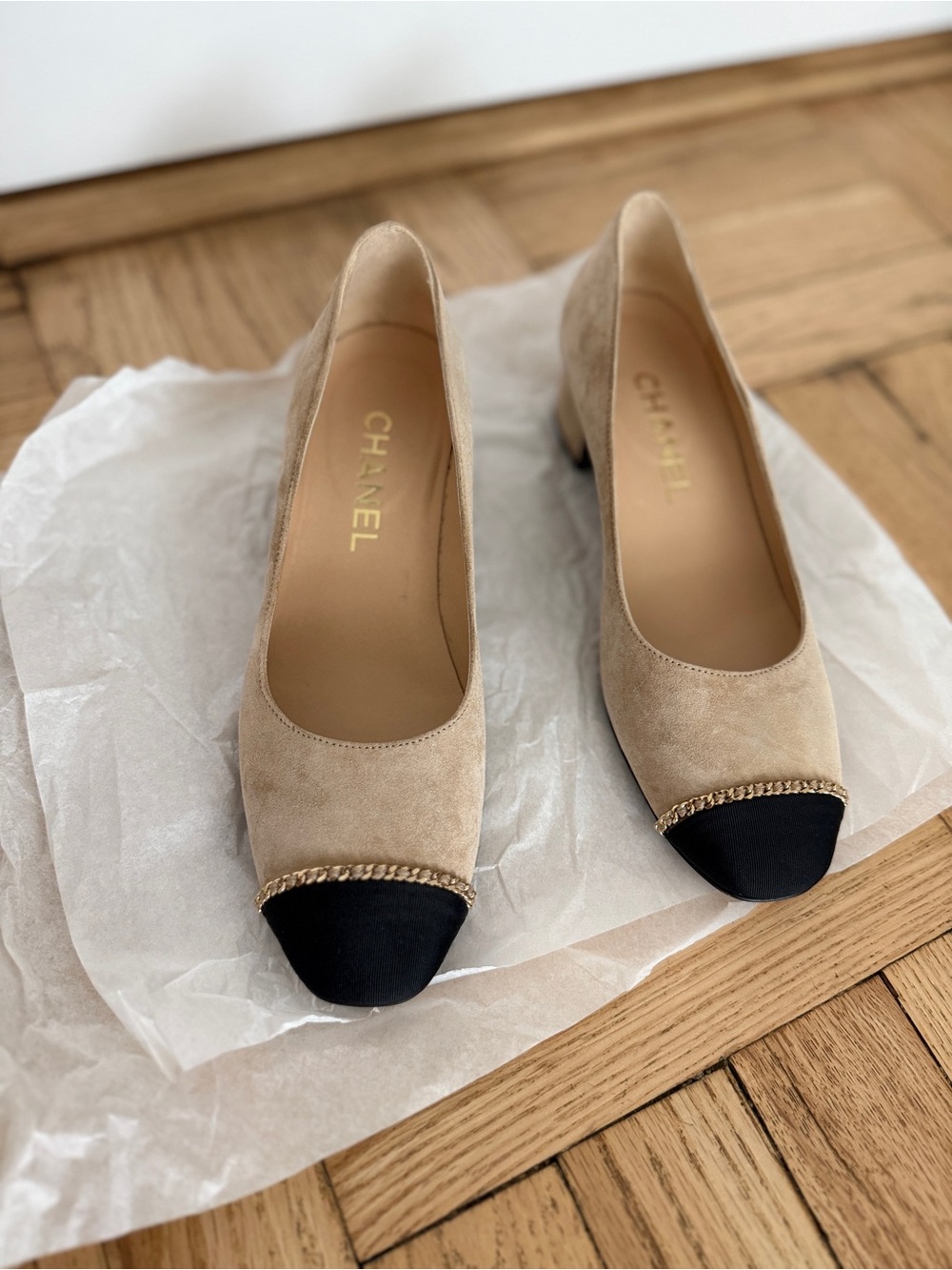 CHANEL Suede Pumps with Black Cap & Gold Chain Trim